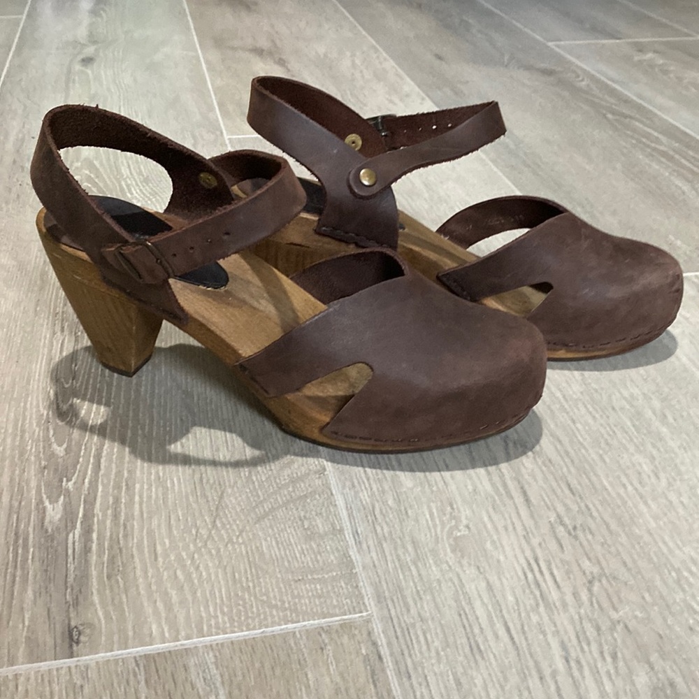 Sanita Dark Brown Leather Women's Clogs
